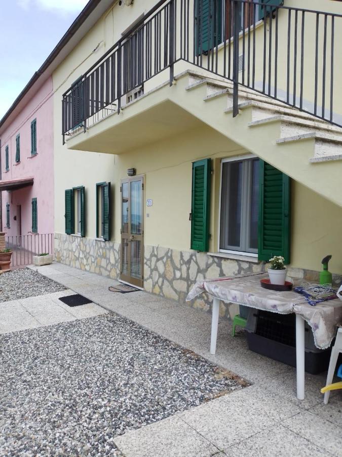 Appartamento Bellavista Castellina Marittima Luaran gambar